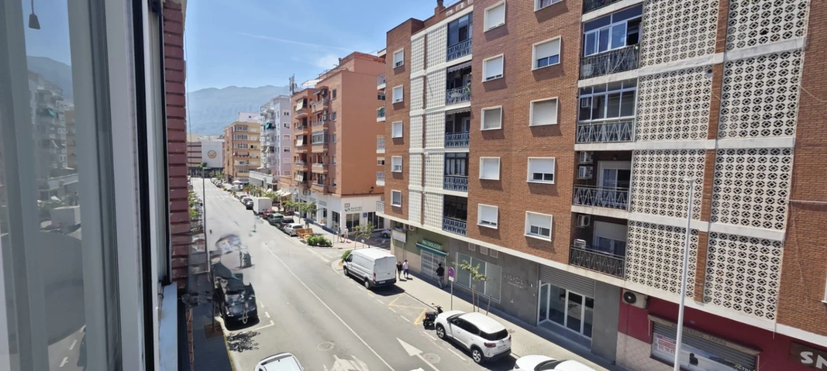 APPARTEMENT CENTRAL DE 4 CHAMBRES