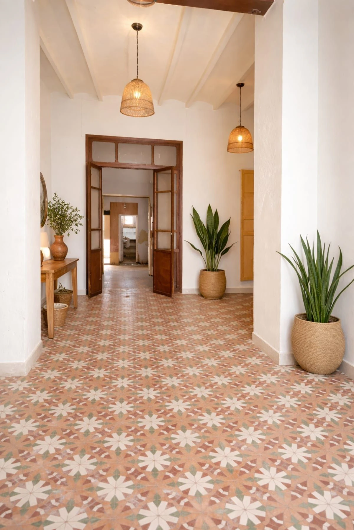 CP 049 T - CASA DE PUEBLO POR REFORMAR CON DISEÑO IBICENCO A REALIZAR
