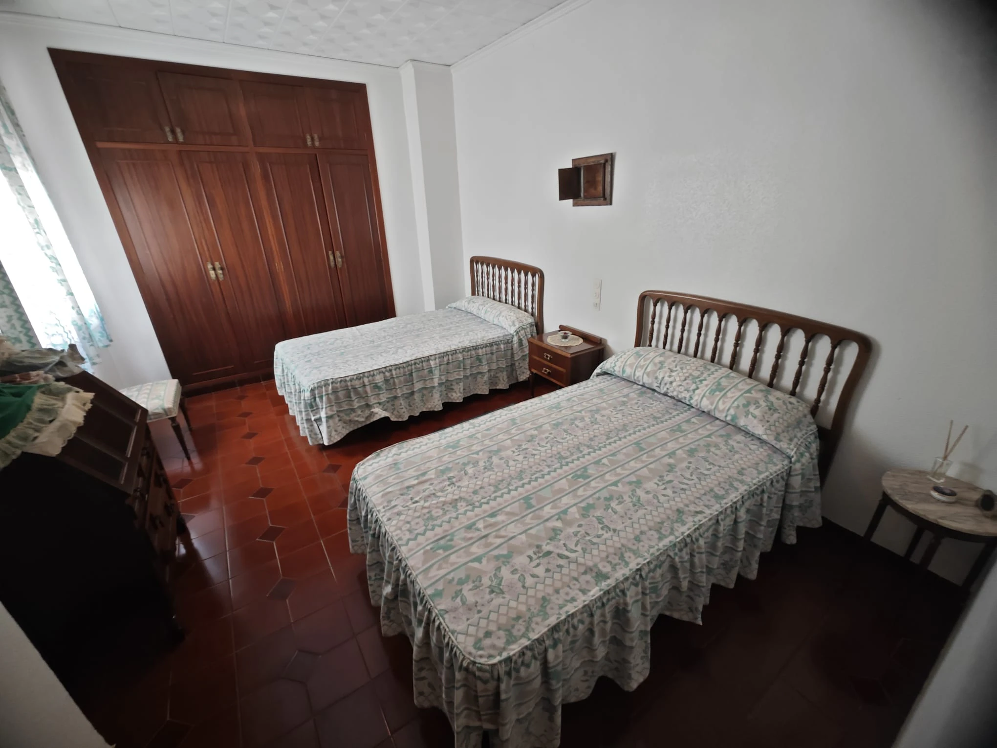 Amplia Casa con PATIO INTERIOR en Alquería de la Condesa