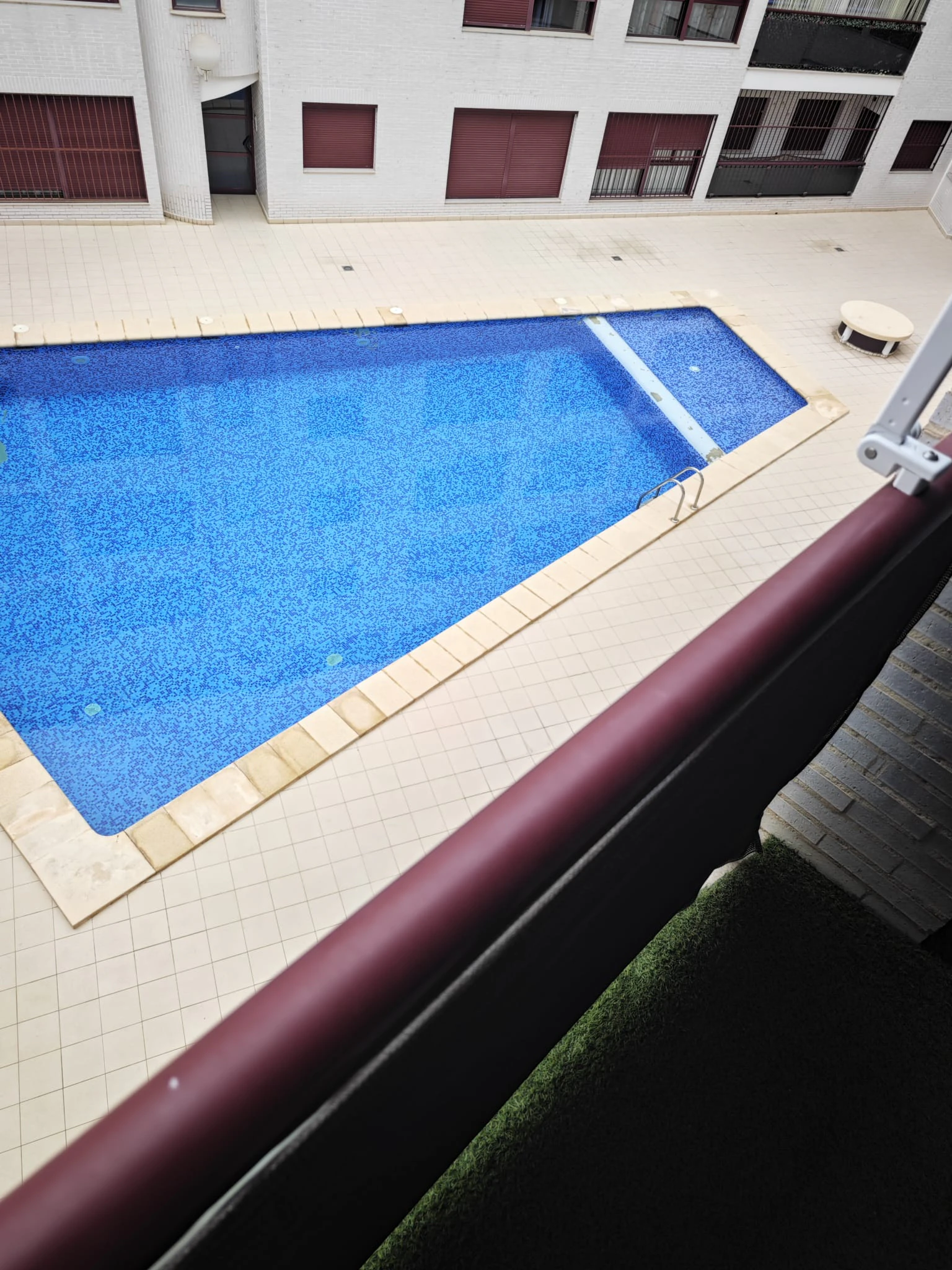 Se vende piso de 100m2 en el Real de Gandía con Garaje y Piscina