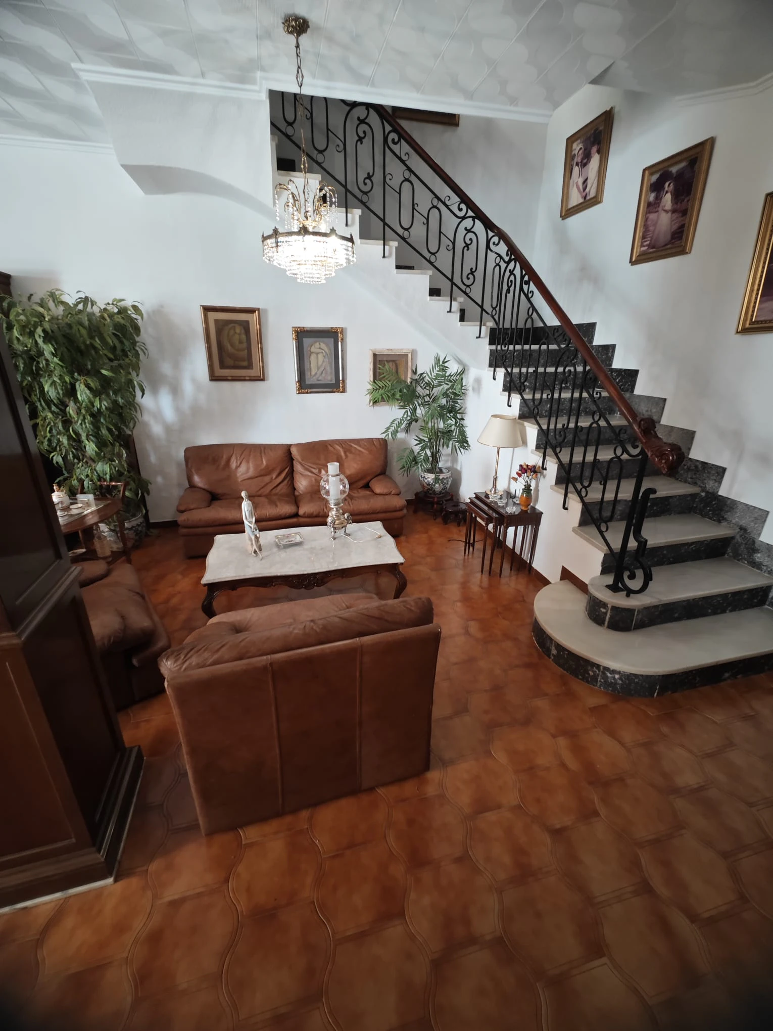 Amplia Casa con PATIO INTERIOR en Alquería de la Condesa