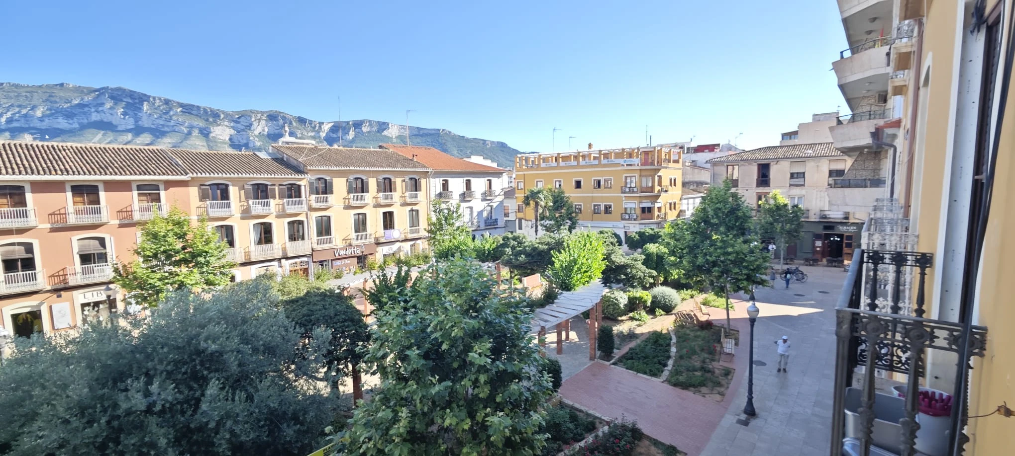APPARTEMENT À PLAZA PAIS VALENCIA (LA GLORIETA) DÉNIA