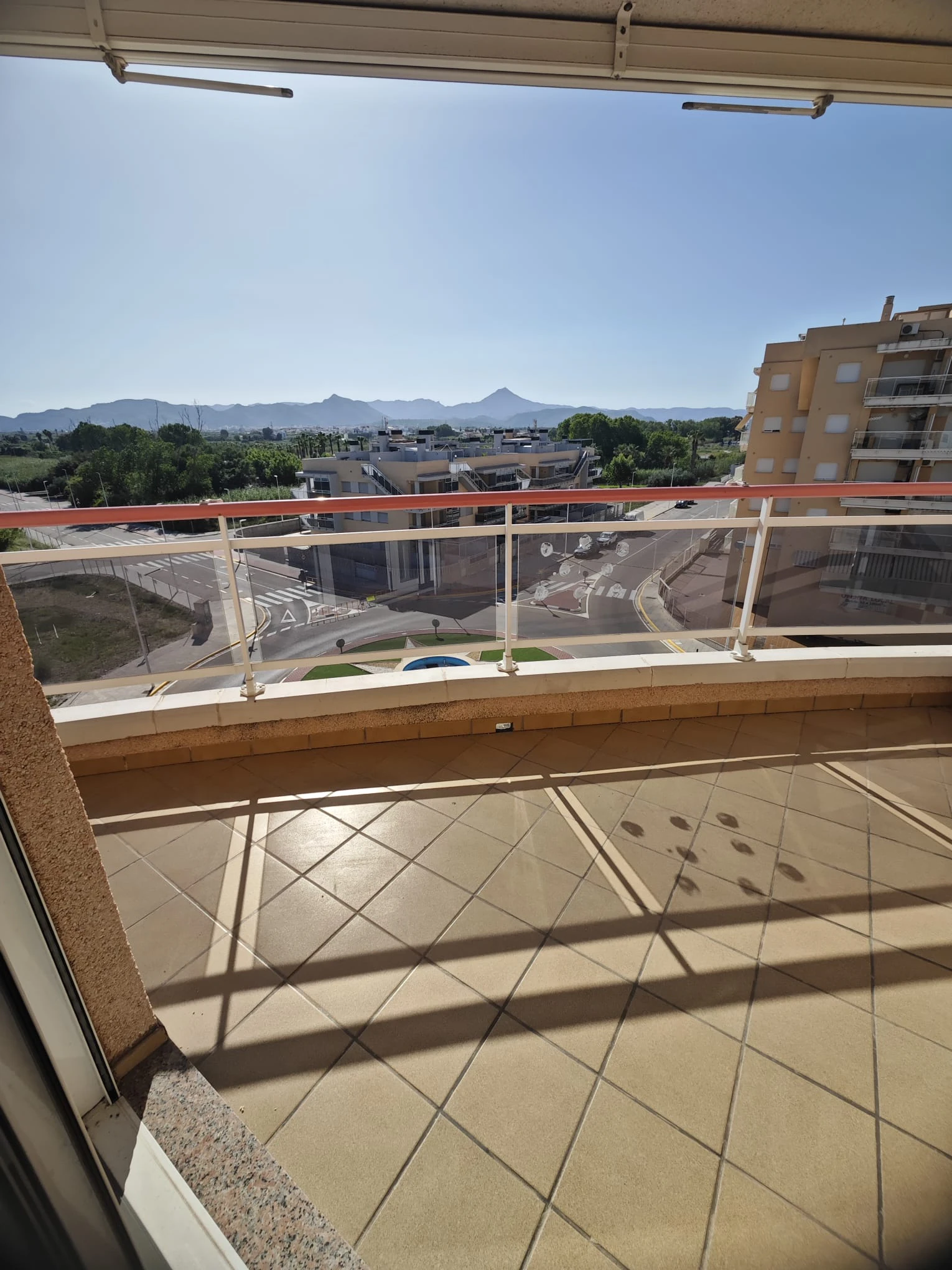 A 150 D - Se vende apartamento en la playa de Guardamar de la Safor