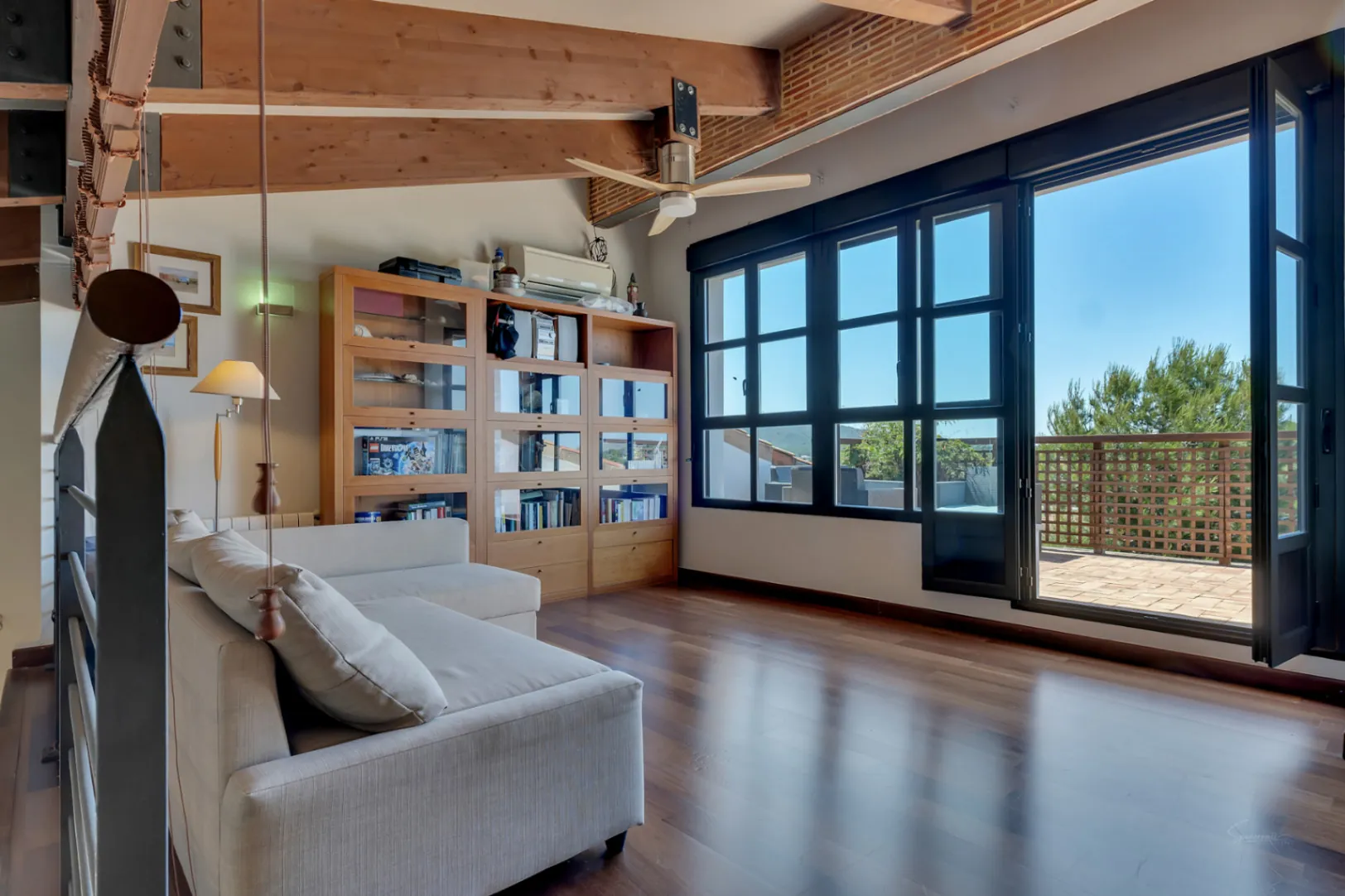 Impresionante Villa a la venta en Jávea, con piscina interior y exterior