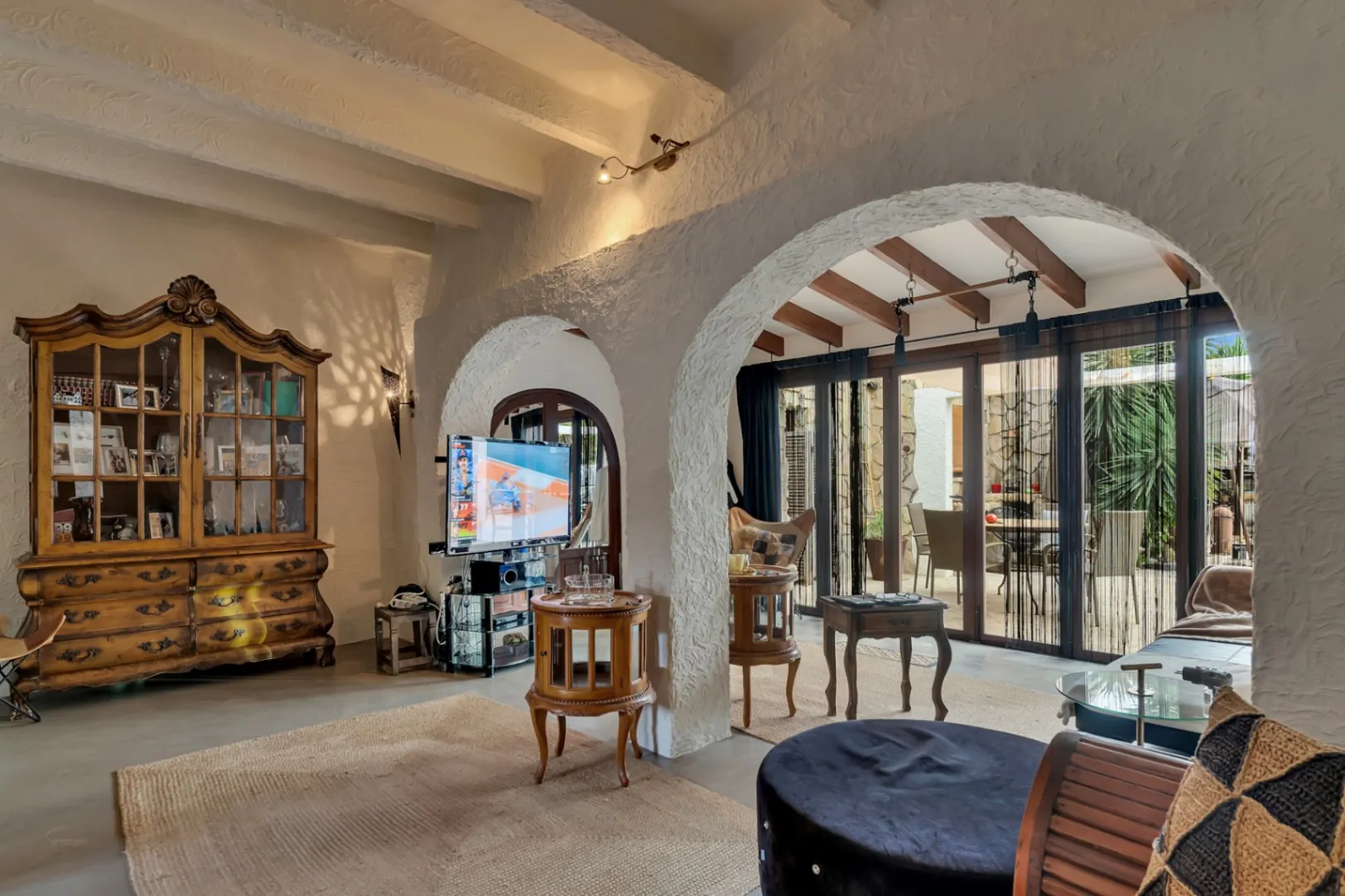Villa con apartamento de invitados, totalmente renovada y cerca del casco antiguo de Jávea