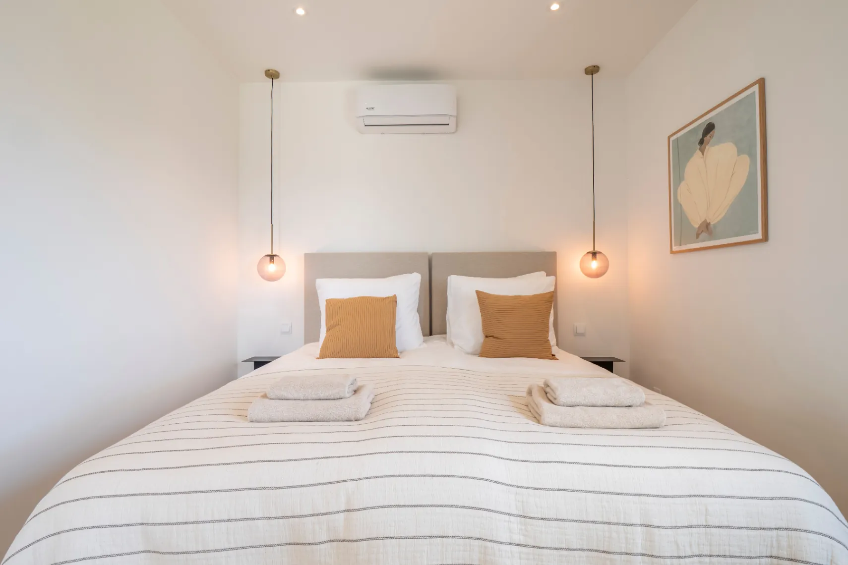 Recently renovated villa with stunning panoramic views of Jávea.
