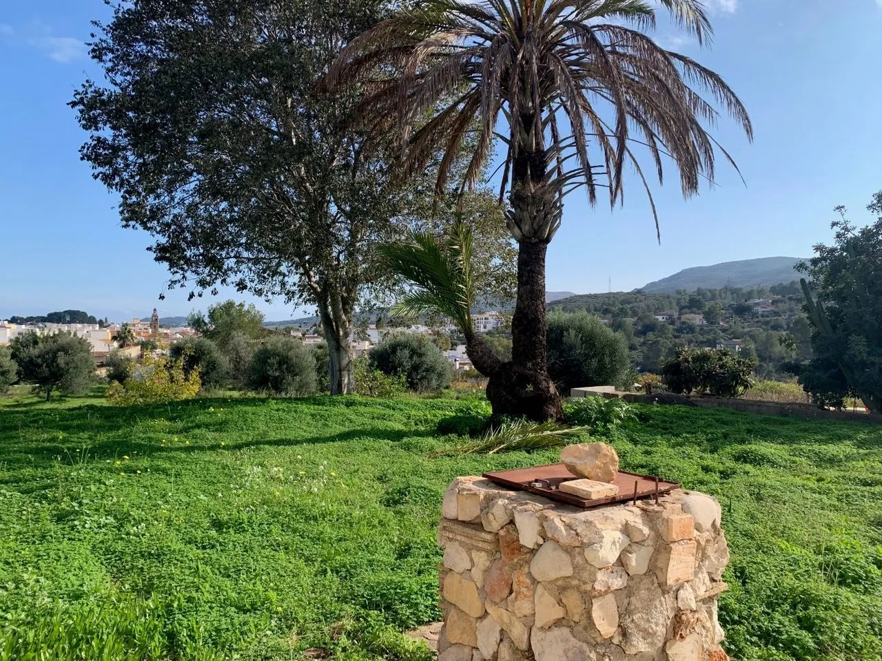 VILLA PARA TERMINAR A SU GUSTO EN VENTA EN GATA DE GORGOS