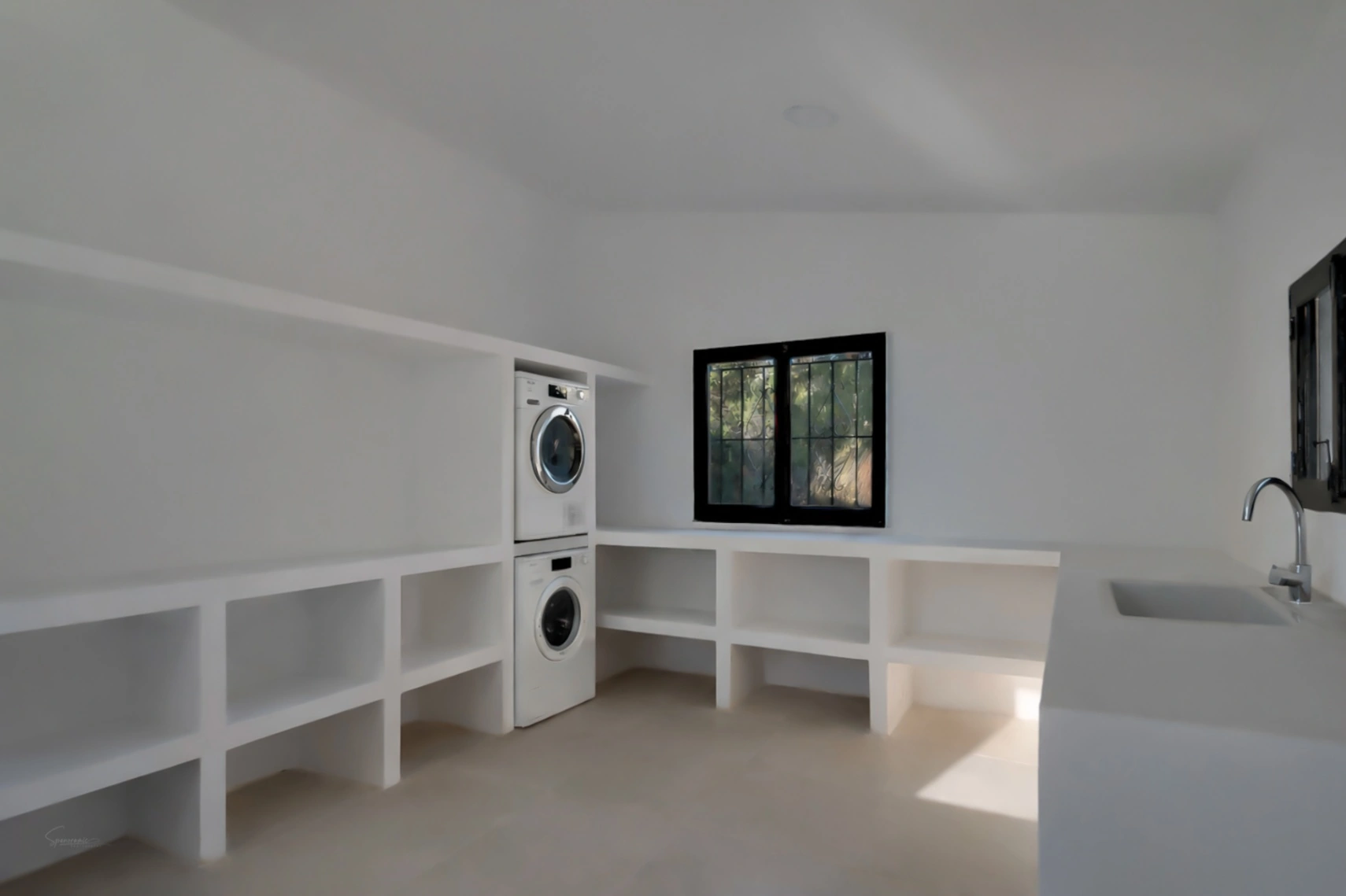 Exclusives, komplett renoviertes Anwesen mit großem Grundstück von 11.367 m2.