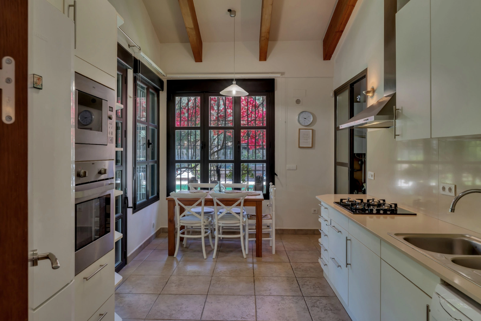 Impresionante Villa a la venta en Jávea, con piscina interior y exterior