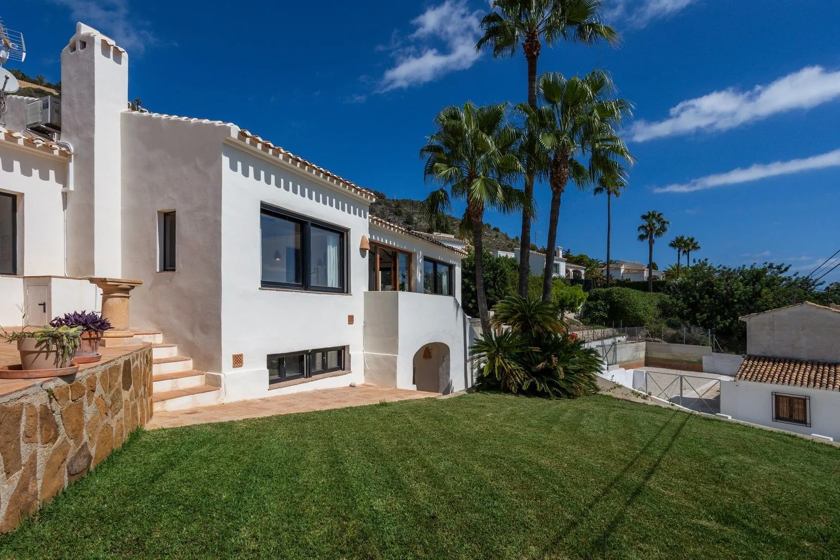 VILLA EN PUCHOL JAVEA CON VISTAS AL MAR