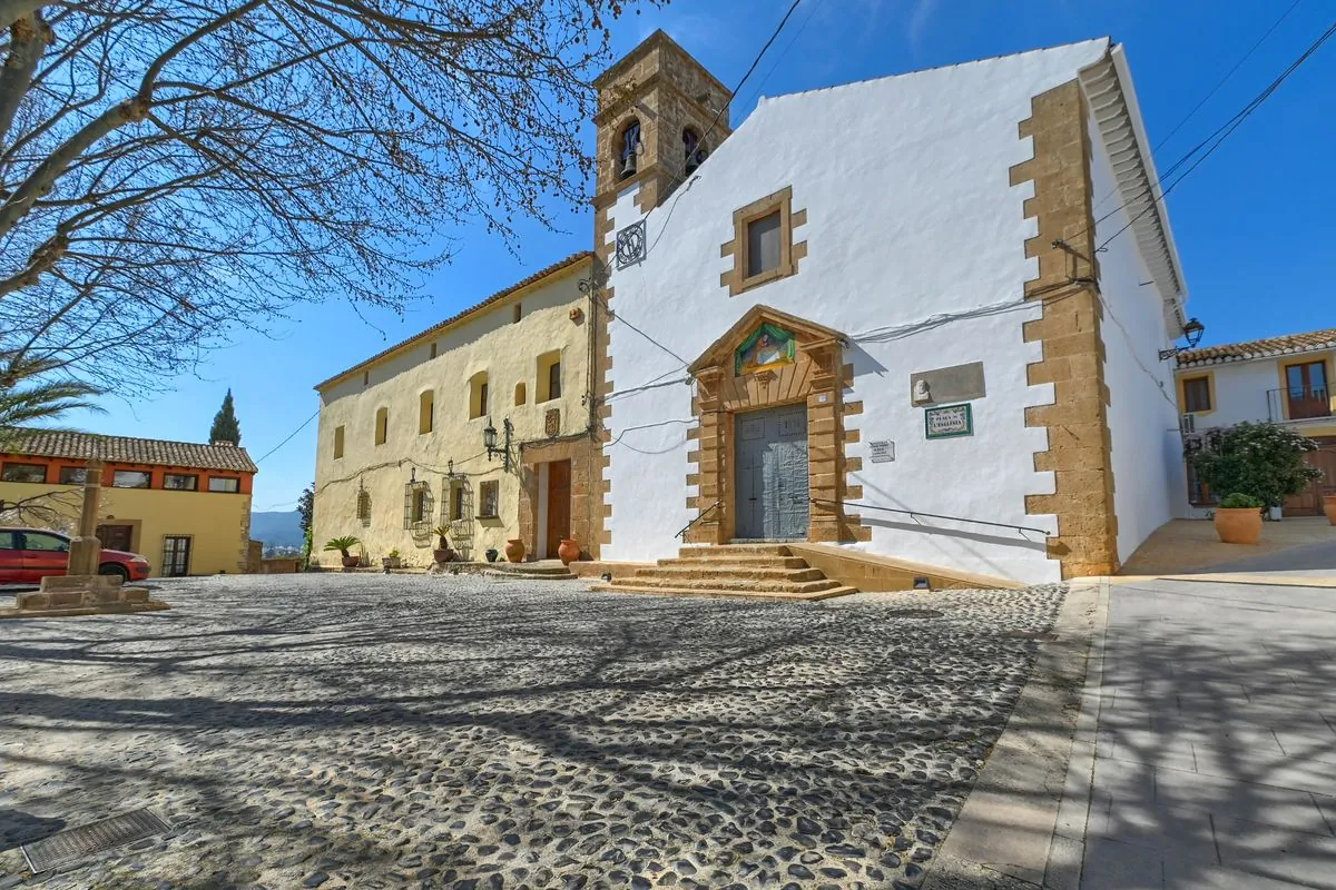 Old and Impressive Monastery, Jesus Pobre - Denia