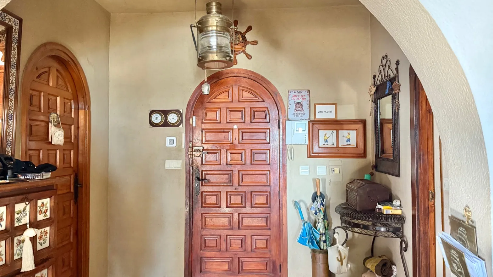 Charmante Villa mit 5 Schlafzimmern und Meerblick in Benitachell