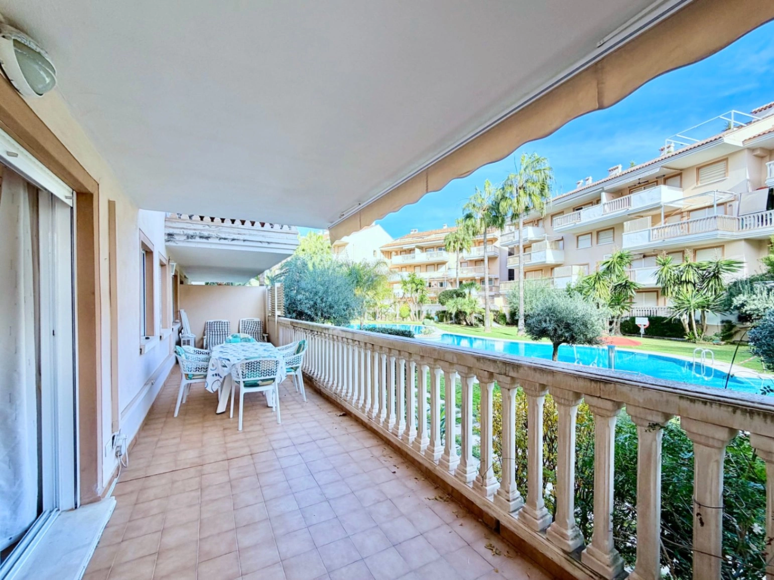 Venta. Apartamento en Jávea