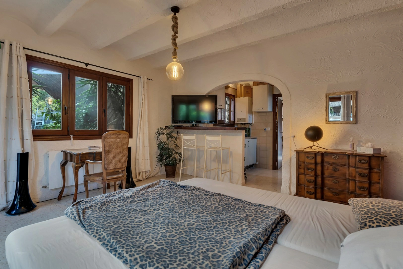 Villa con apartamento de invitados, totalmente renovada y cerca del casco antiguo de Jávea