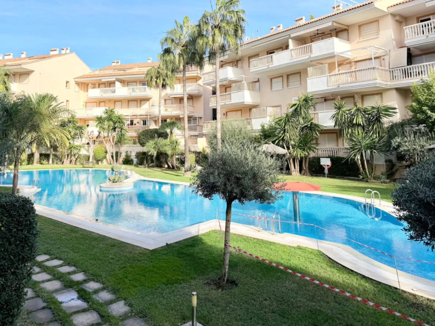 Venta. Apartamento en Jávea