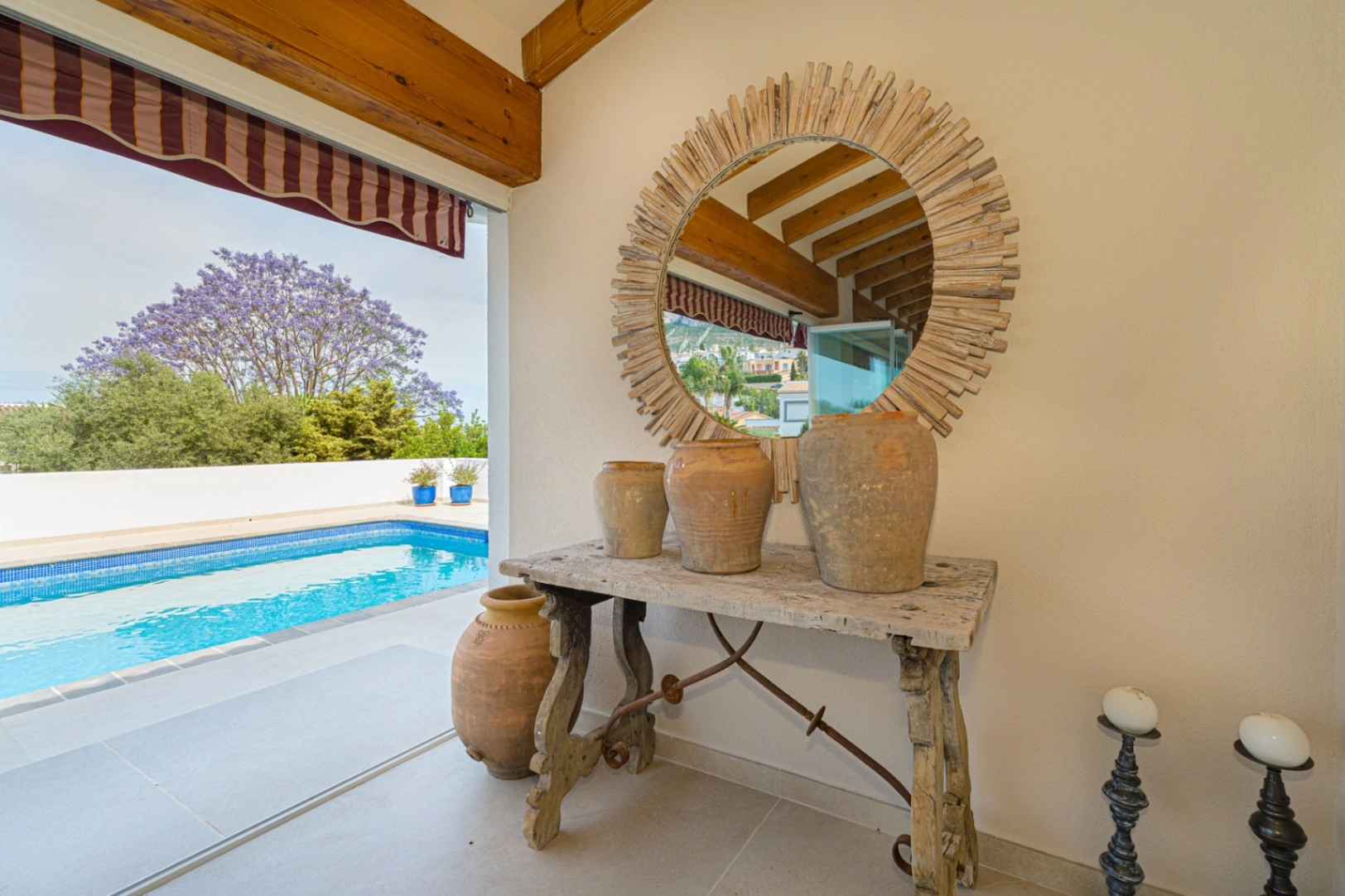 Venta. Chalet/Villa en Denia