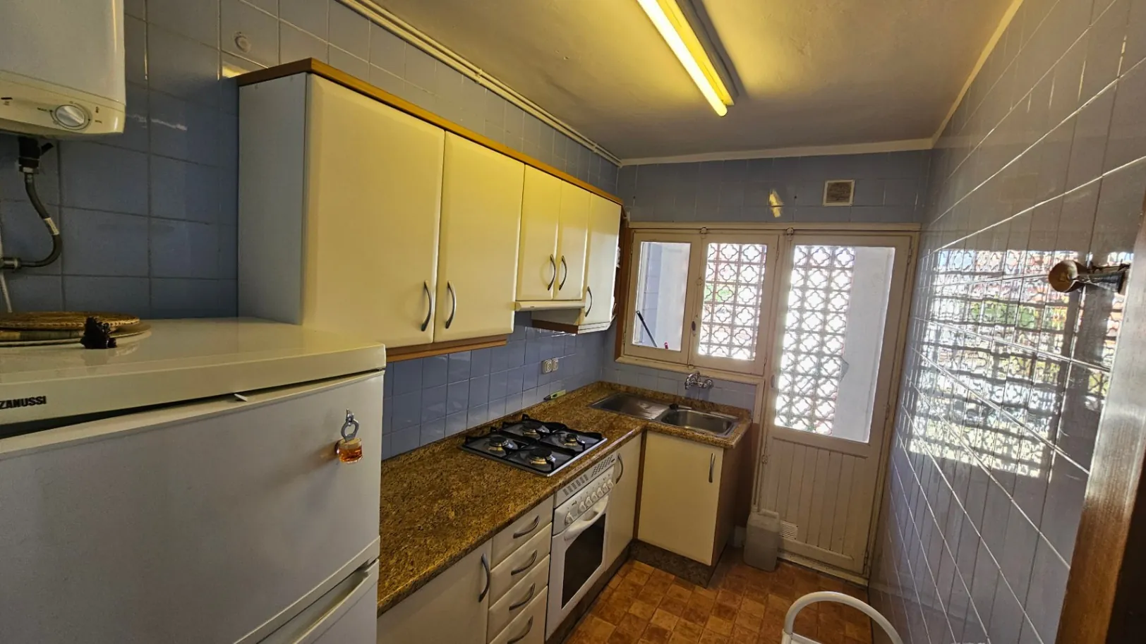 EXCLUSIVO APARTAMENT FRENTE AL MAR