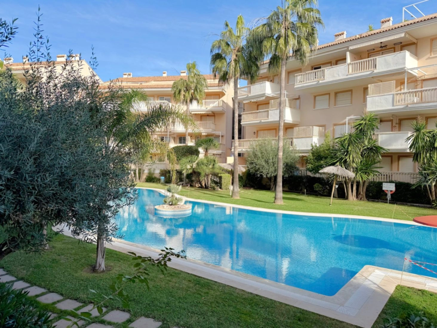 Venta. Apartamento en Jávea