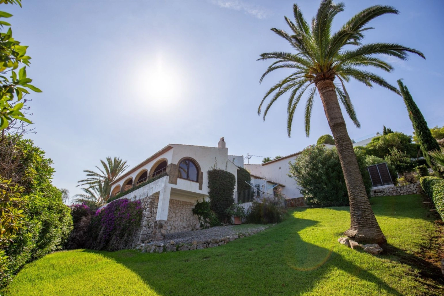 Exclusiva villa con vistas al mar y al Montgó en El Tosalet, Jávea