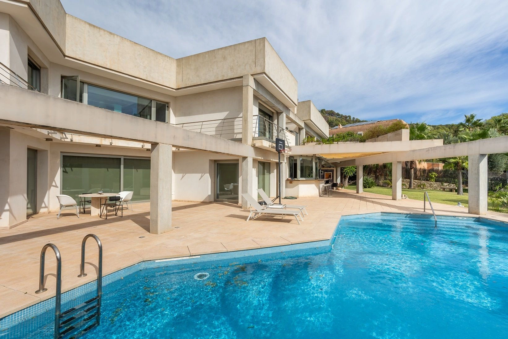 7 BEDROOM VILLA FOR SALE IN JAVEA-PUCHOL