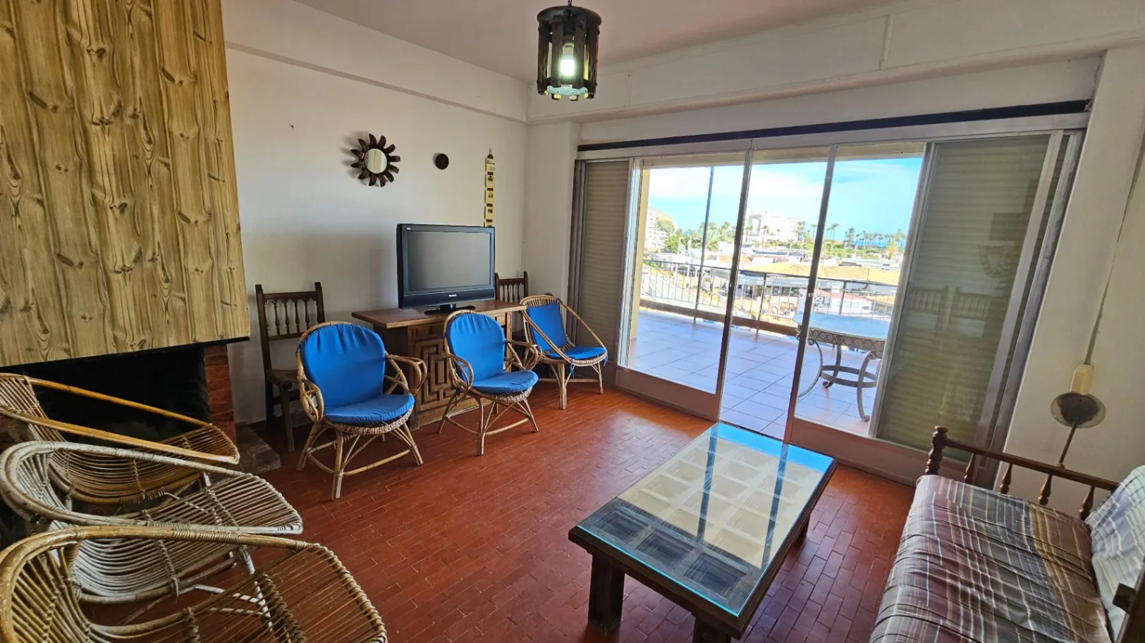EXCLUSIVO APARTAMENT FRENTE AL MAR