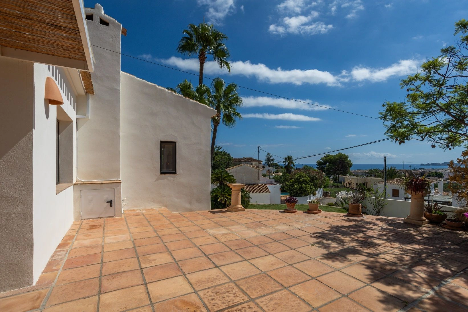 VILLA EN PUCHOL JAVEA CON VISTAS AL MAR