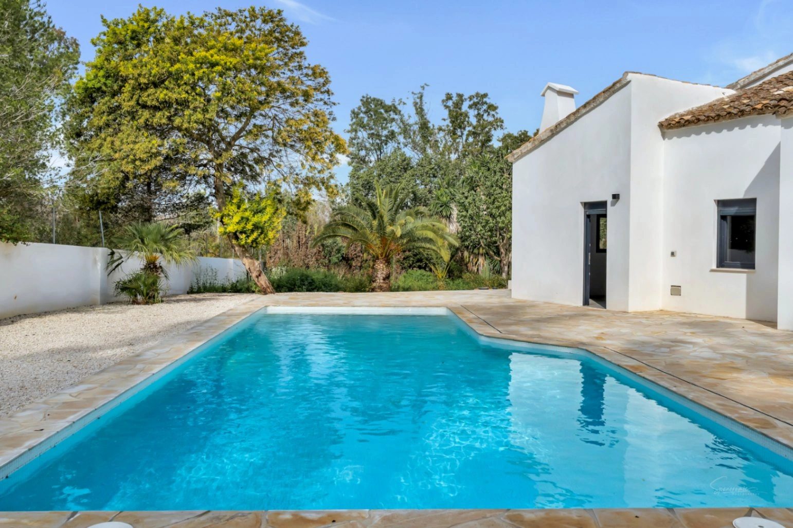 Prachtige finca in Andalusische stijl gebouwd op een groot perceel