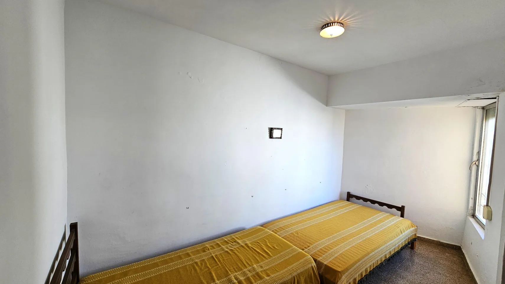 EXCLUSIVO APARTAMENT FRENTE AL MAR