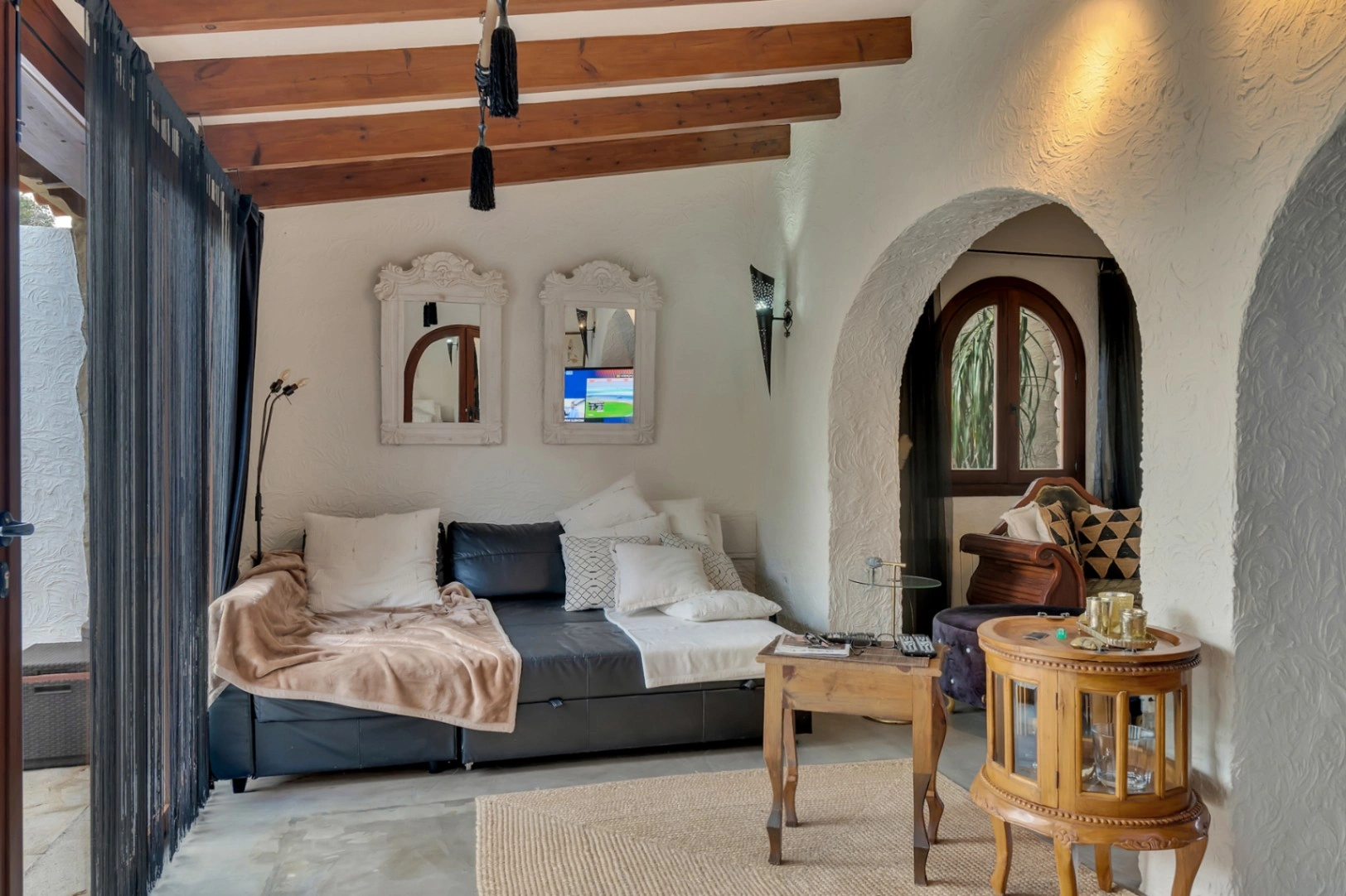 Villa con apartamento de invitados, totalmente renovada y cerca del casco antiguo de Jávea