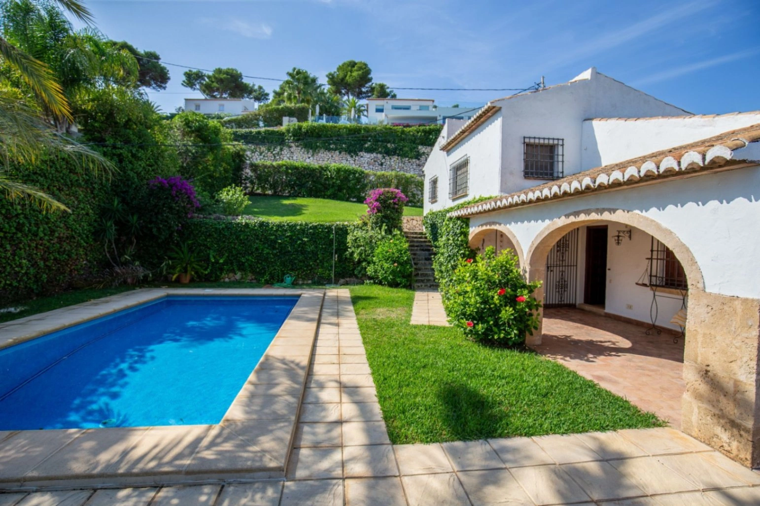 Exclusiva villa con vistas al mar y al Montgó en El Tosalet, Jávea