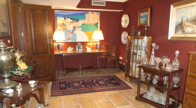 Villa for sale in Denia