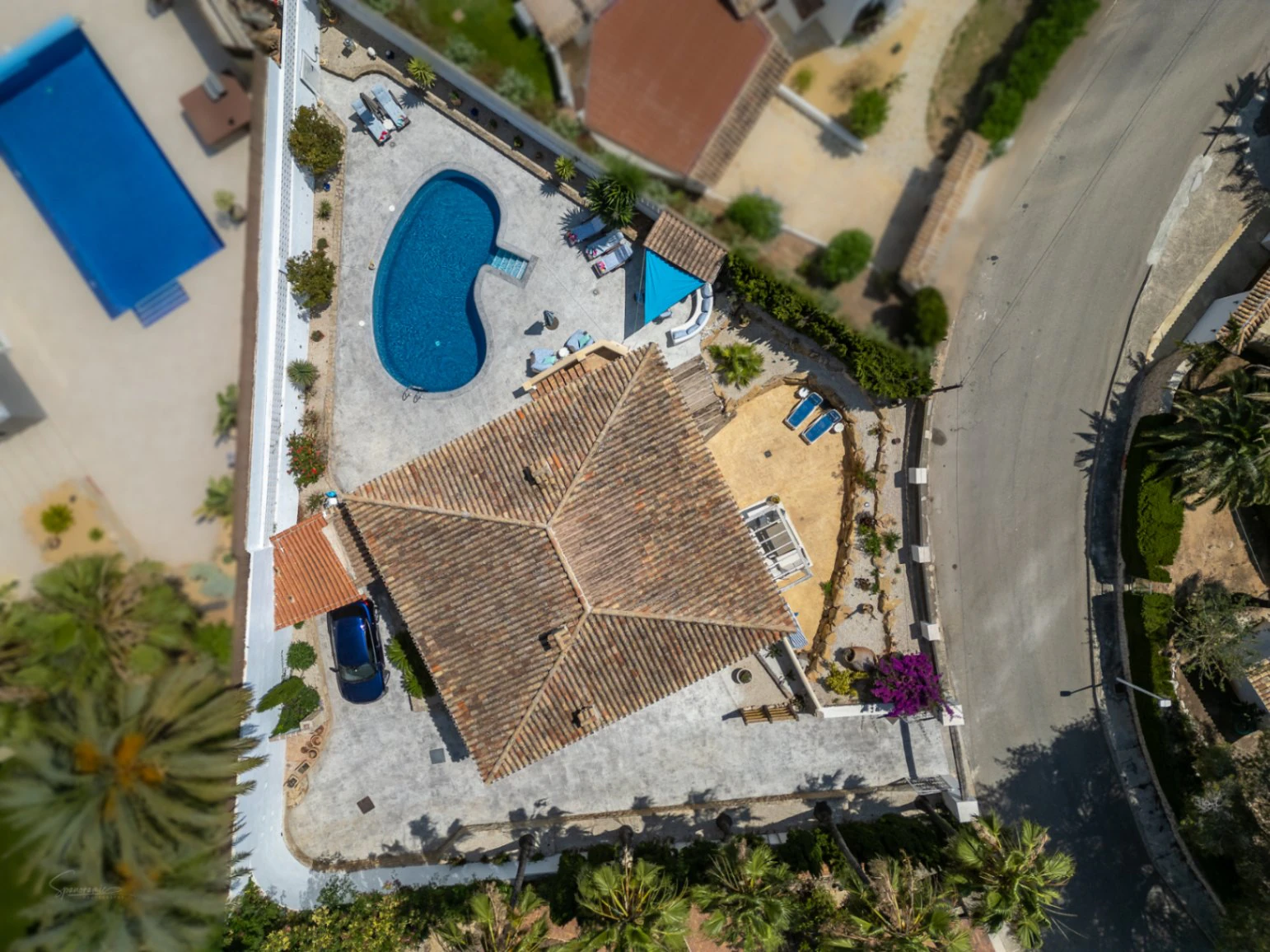 Elegante villa completamente renovada con vistas impresionantes en Rafalet, Jávea