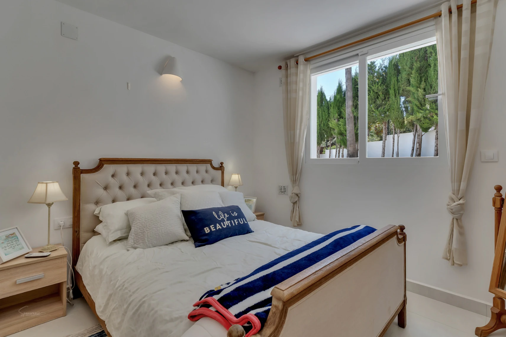 Elegante villa completamente renovada con vistas impresionantes en Rafalet, Jávea