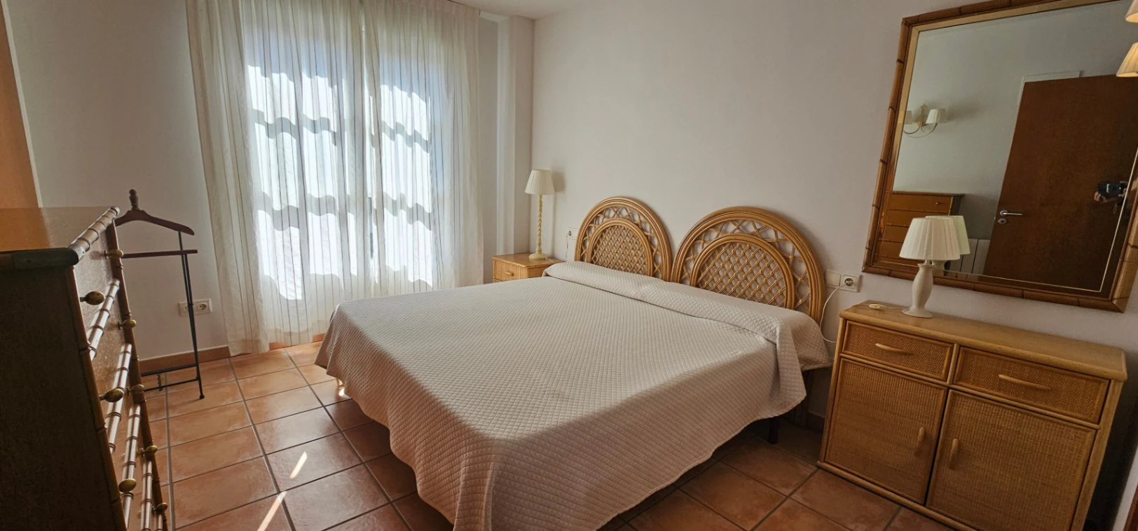 APARTAMENTO DE 2 DORMITORIOS EN VENTA EN JAVEA PLAYA DEL ARENAL