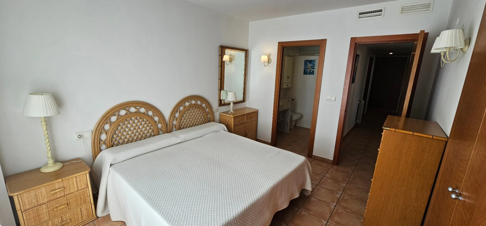 APARTAMENTO DE 2 DORMITORIOS EN VENTA EN JAVEA PLAYA DEL ARENAL
