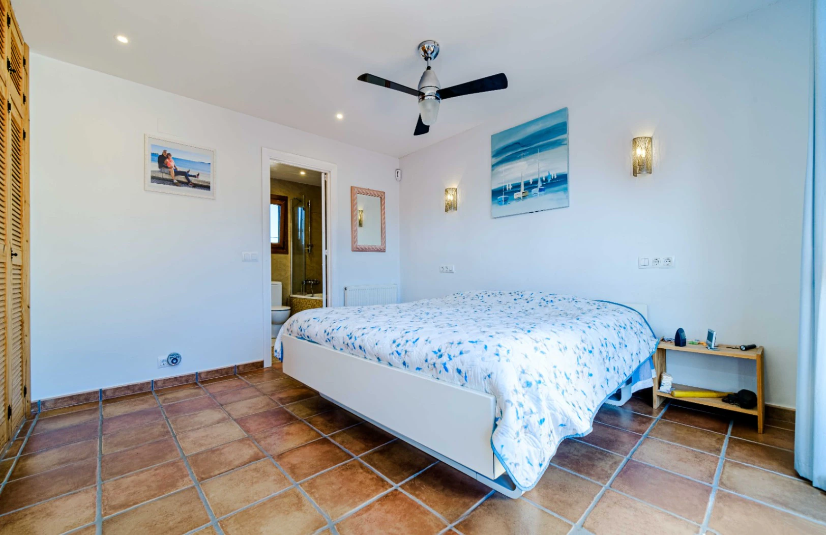 VILLA DE 4 DORMITORIOS EN VENTA EN JAVEA