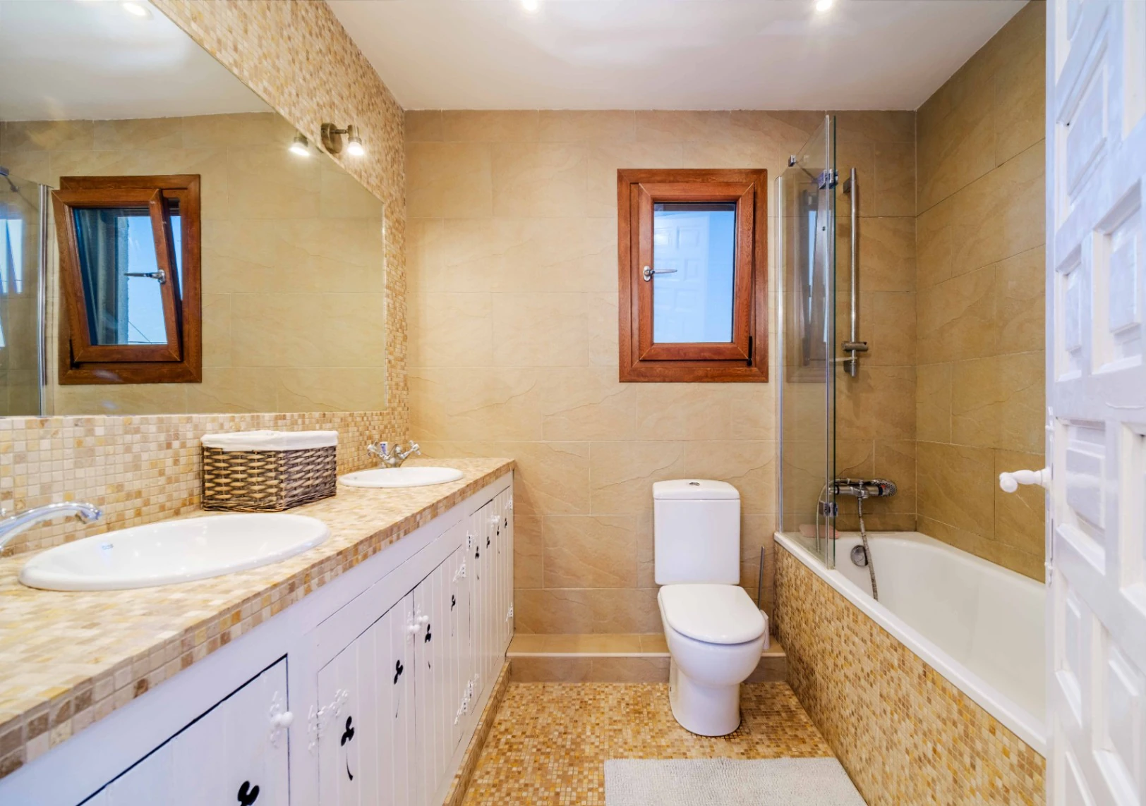 Chalet/Villa en venta con 4 dormitorios en Costa Nova, Jávea