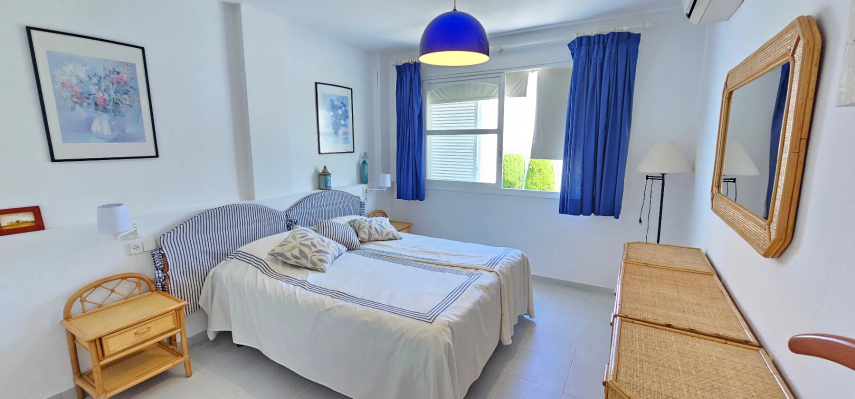 Apartamento en venta de 2 habitaciones en Jávea, Via Augusta