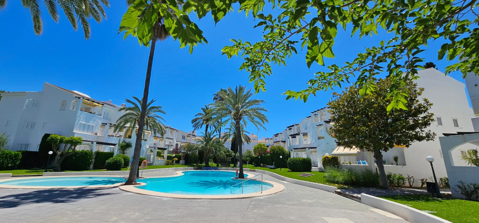 Apartamento en venta de 2 habitaciones en Jávea, Via Augusta