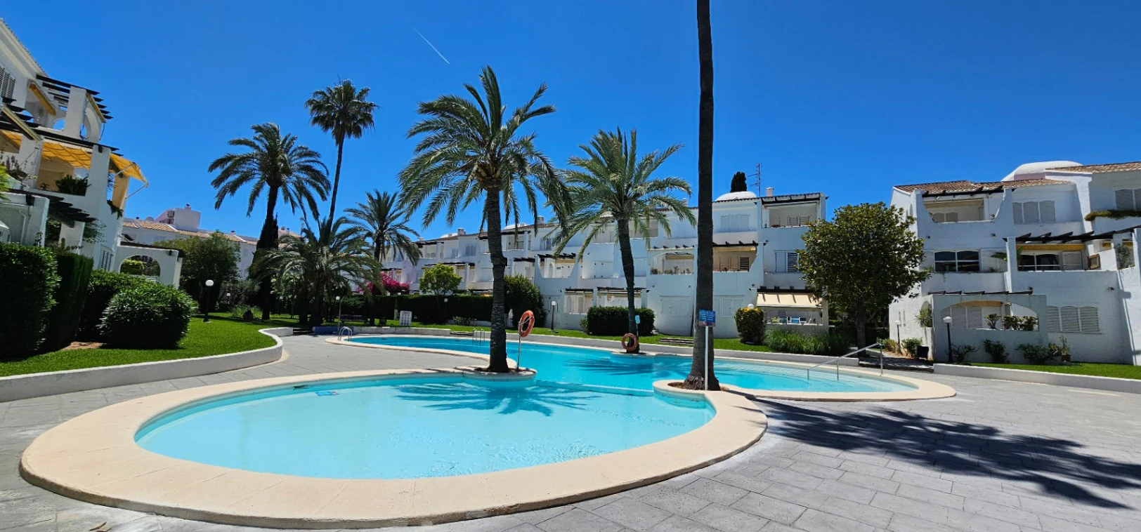 Apartamento en venta de 2 habitaciones en Jávea, Via Augusta
