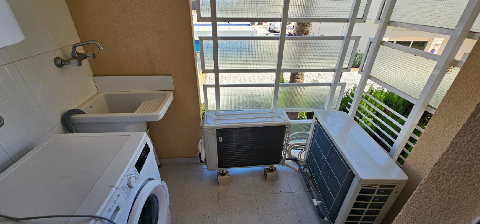 Alquiler anual 1.350€/ mes