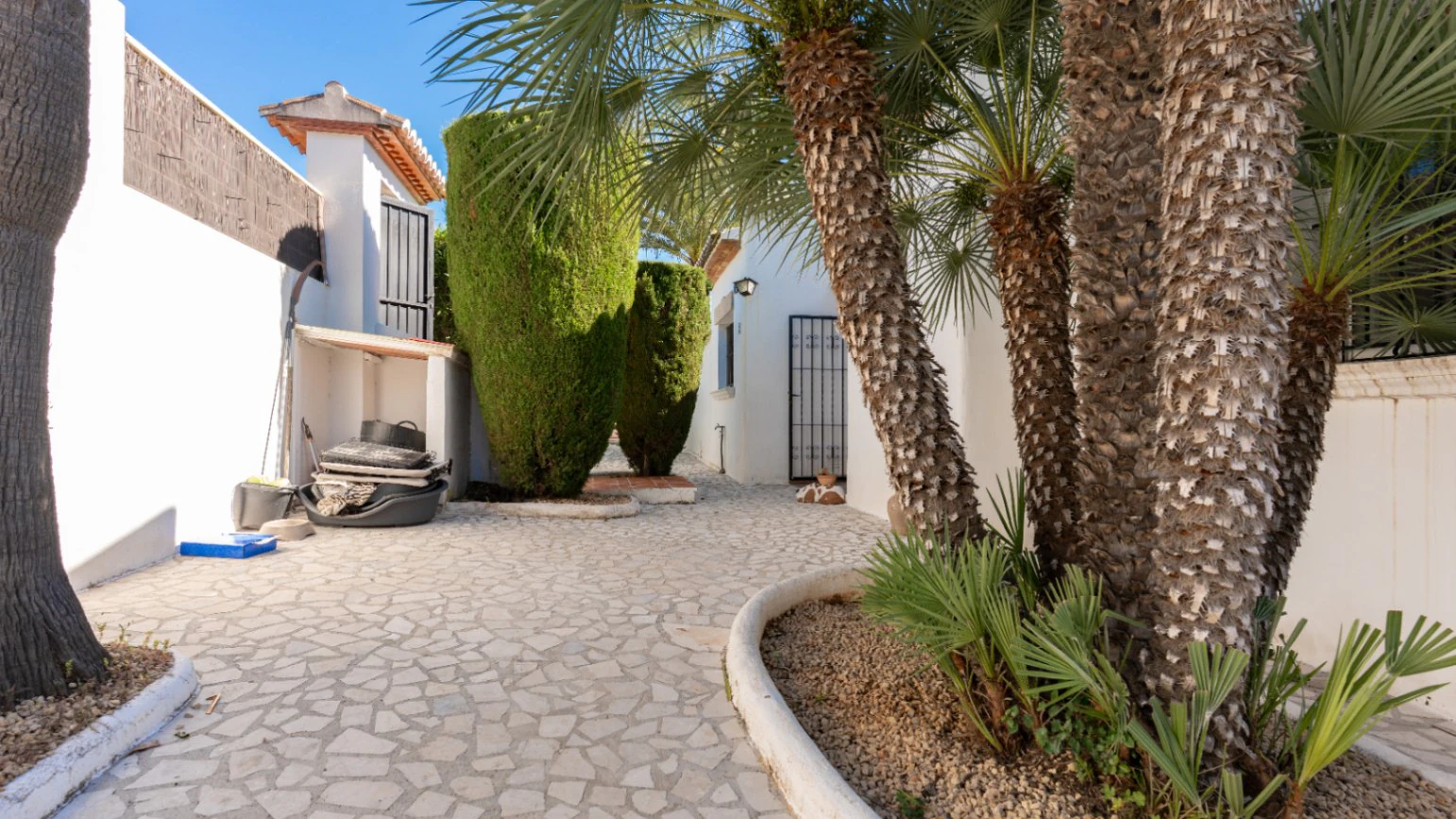 VILLA EN VENTA EN PINOSOL, JAVEA
