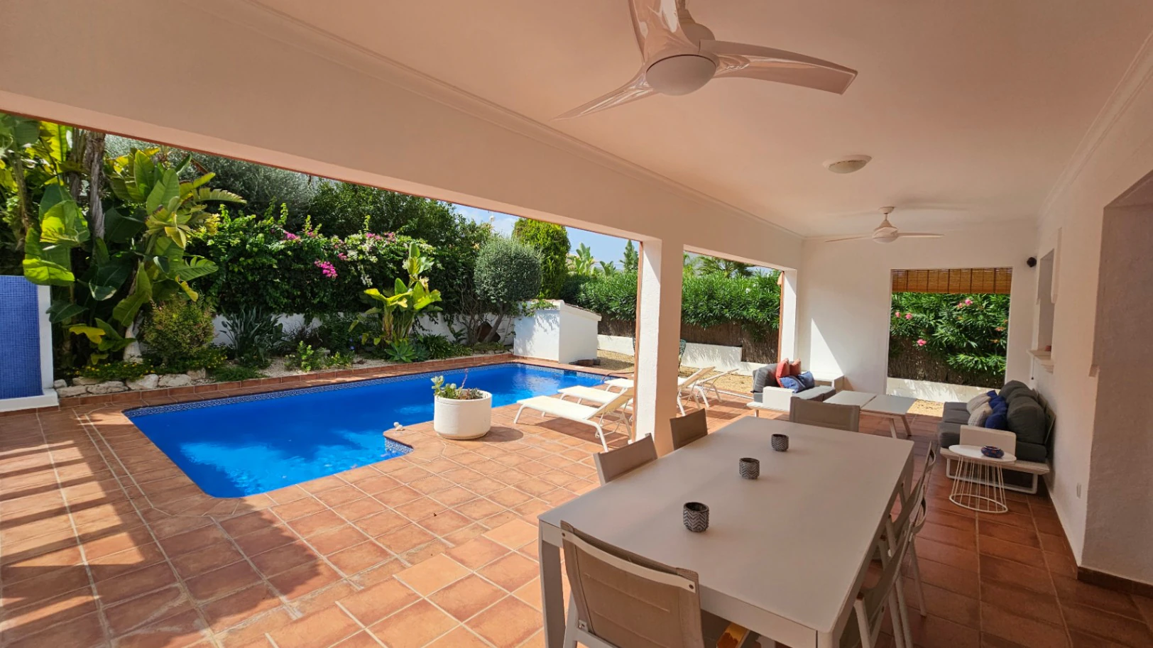 VILLA/ PISCINA/ 6 PERSONAS/ JAVEA