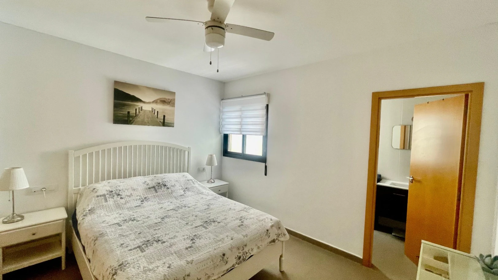 Penthouse apartment for sale in Jalon: Modern, luxurious