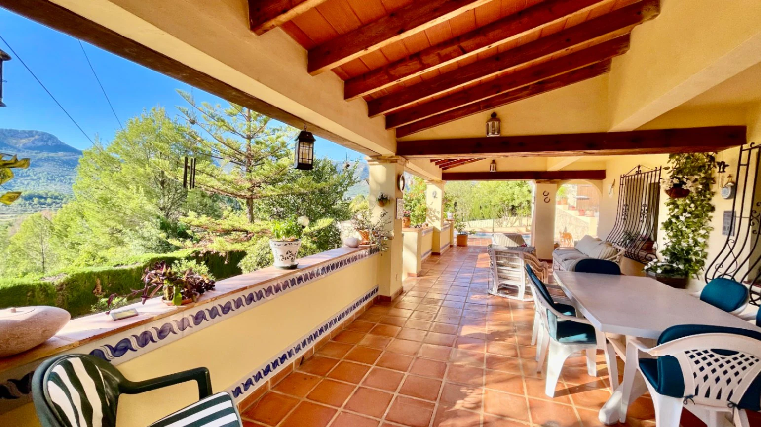 Villa te koop in Alcalali: Prachtig met adembenemend uitzicht