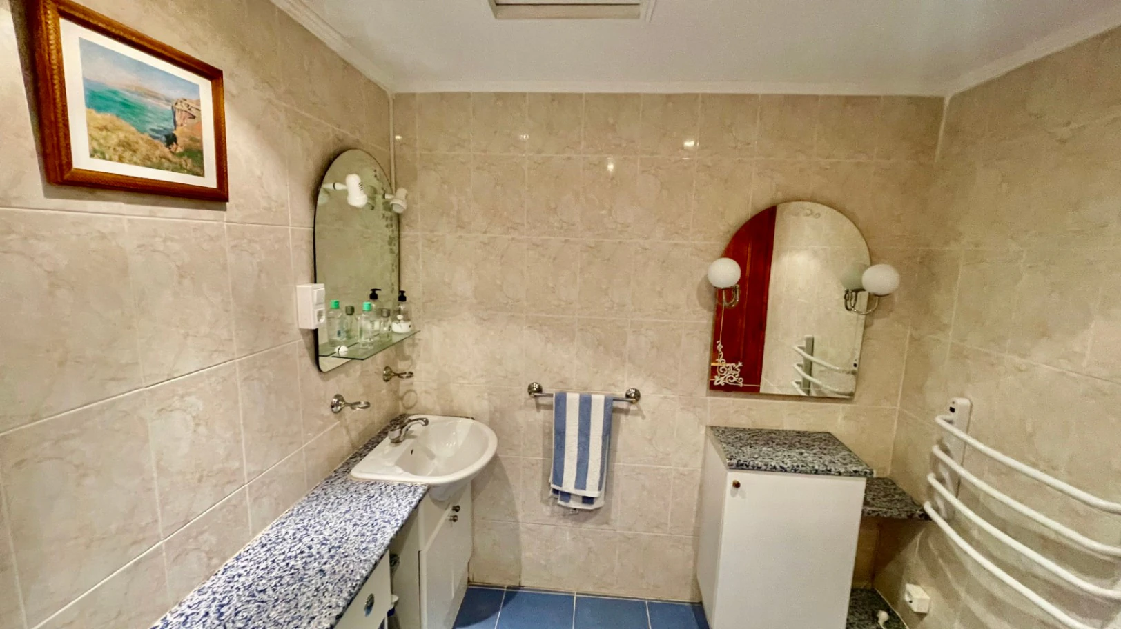 Villa for sale in Parcent: Private, corner plot