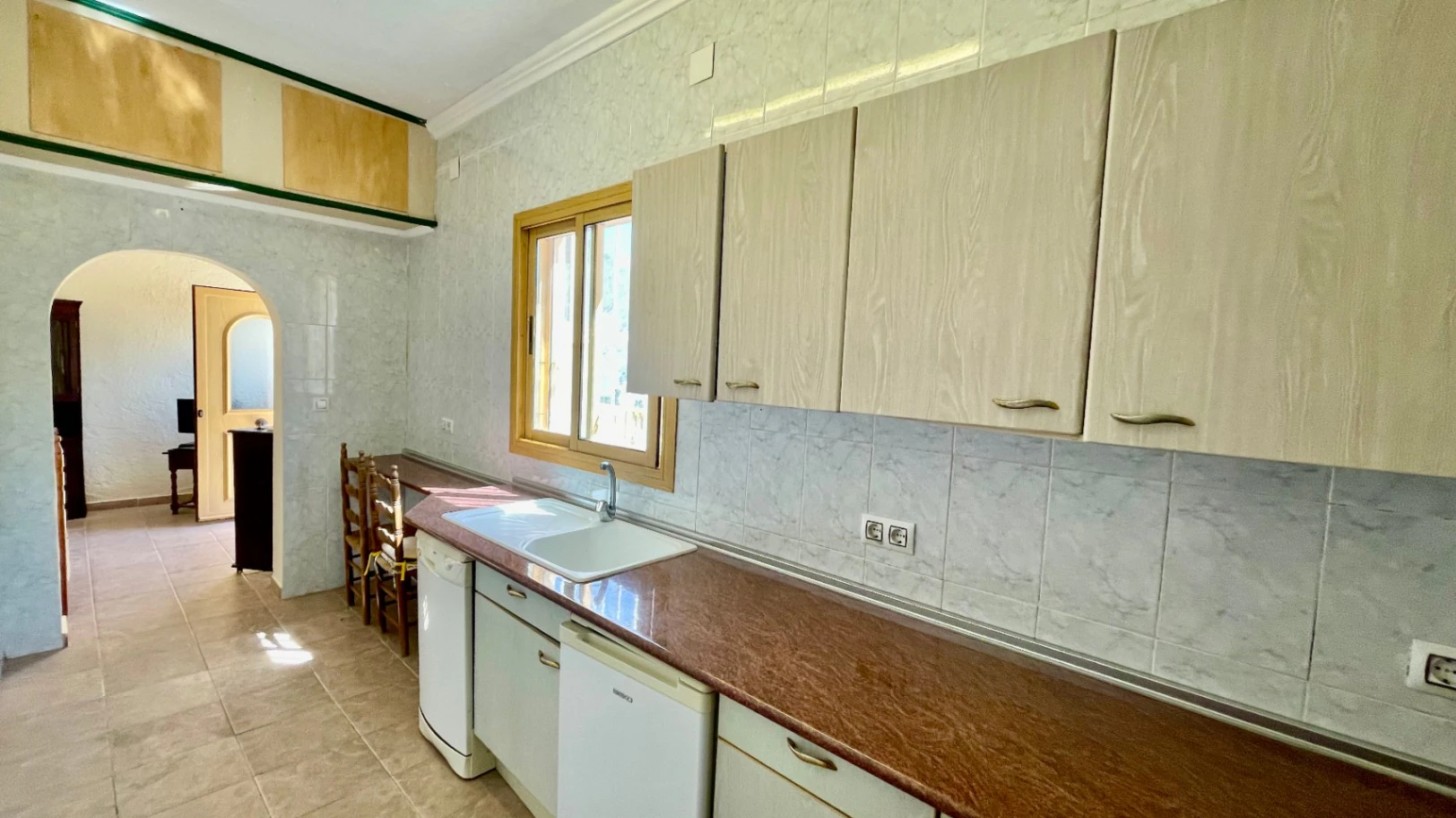 Villa for sale in Parcent: Private, corner plot