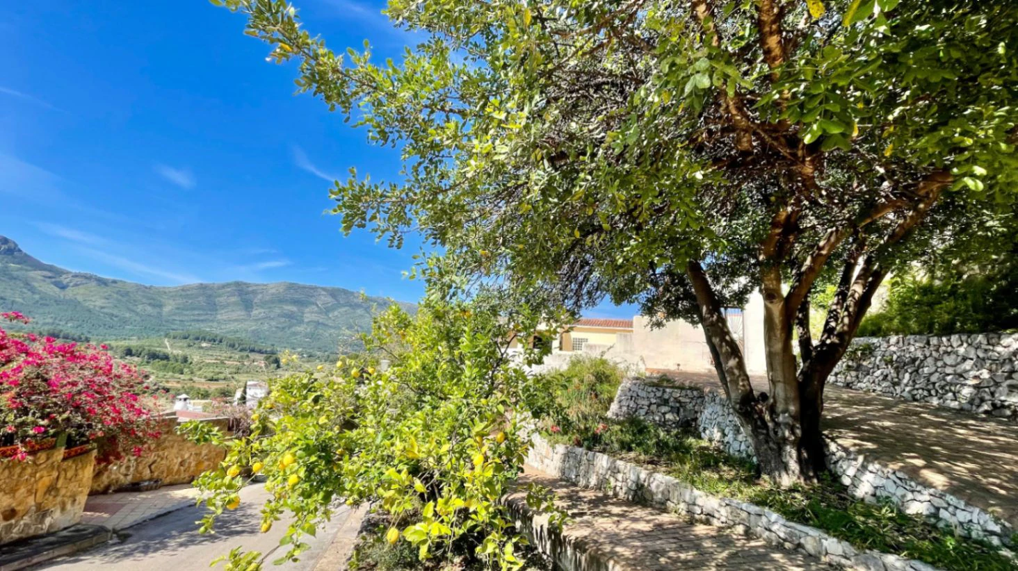 Villa te koop in Alcalali: Prachtig uitzicht, zeer privé