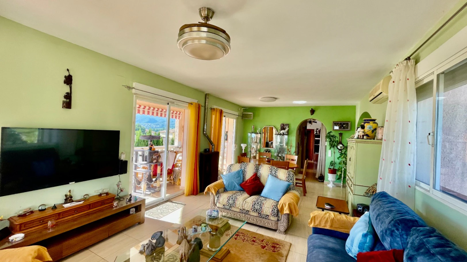 Villa for sale in Tormos: South-facing, panoramic views