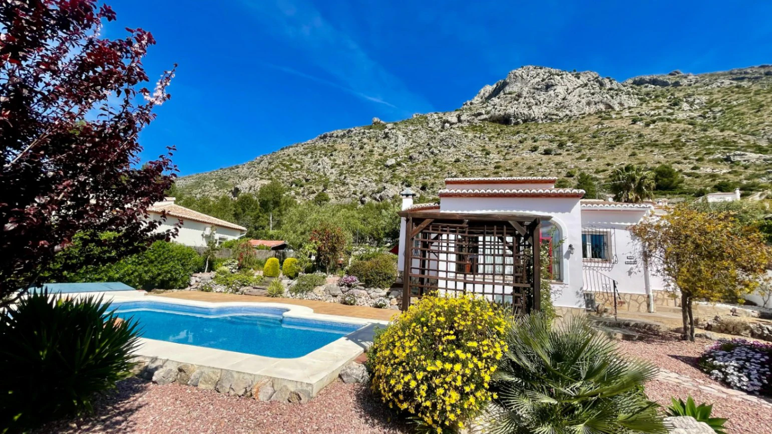 Villa for sale in Benigembla: A tranquil oasis